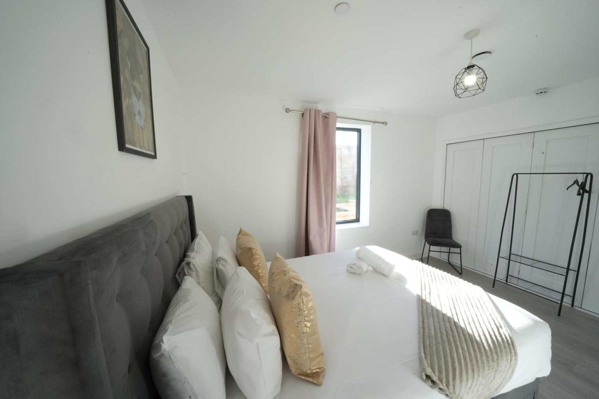 Ealing Broadway Great Stay 7-Minute Walk From The Underground エクステリア 写真