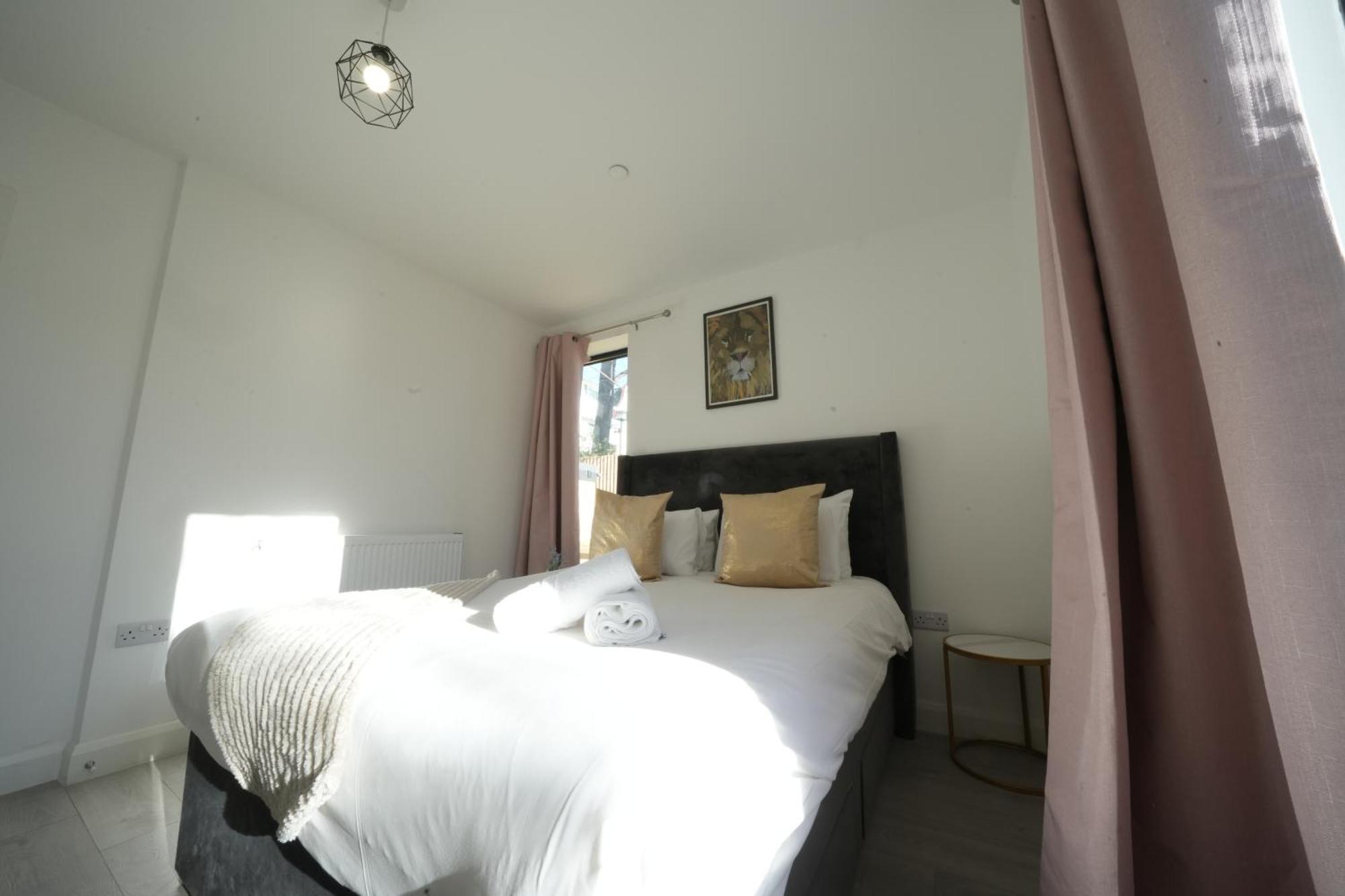 Ealing Broadway Great Stay 7-Minute Walk From The Underground エクステリア 写真