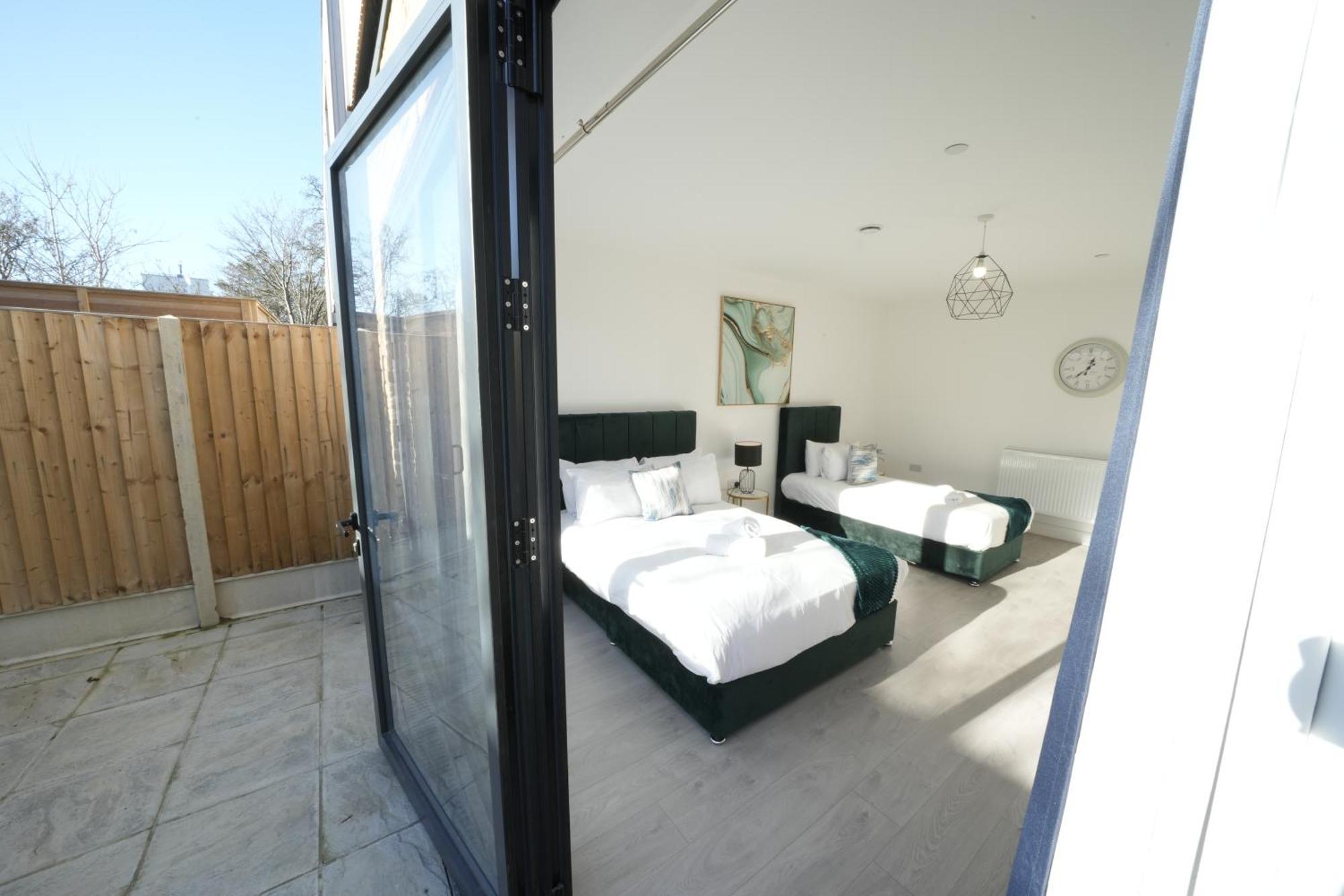 Ealing Broadway Great Stay 7-Minute Walk From The Underground エクステリア 写真